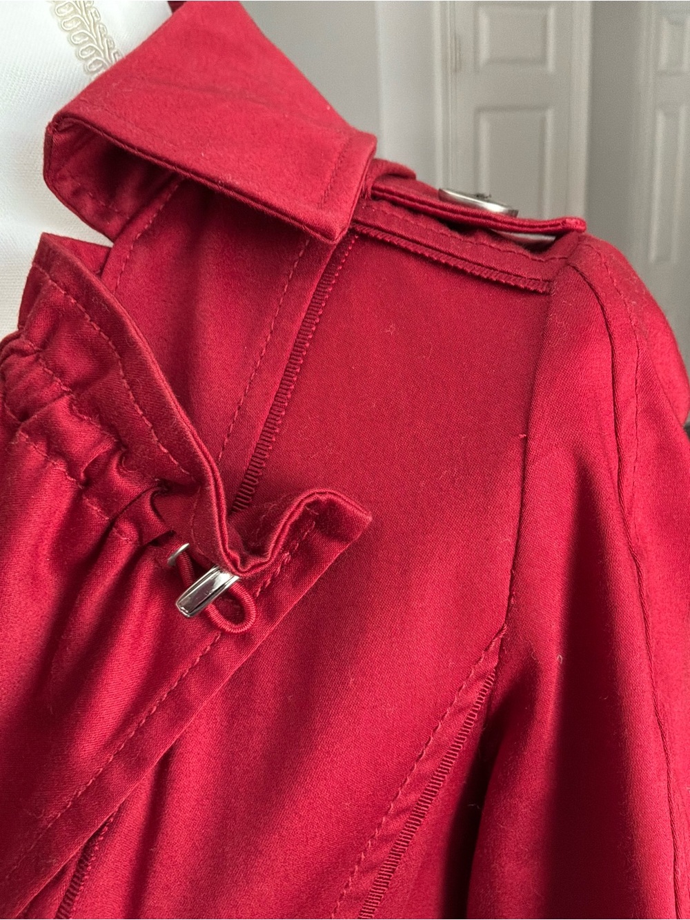 Beautiful Red Structured Jacket Like New - Picture 6 of 10